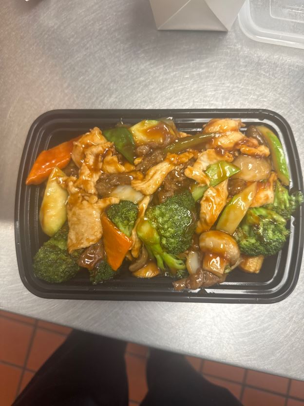 Best S1. Triple Crown大三元 in Southport, NC