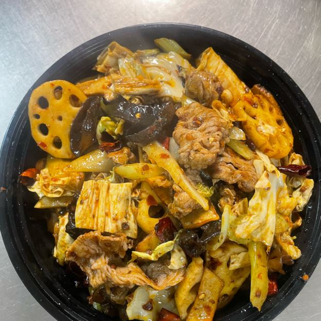 Best Sliced Fatty Beef Spicy Pot 麻辣香锅肥牛 in Davis, CA