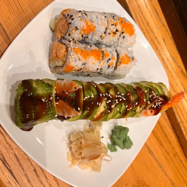 Best Green Dragon Roll in Woodbury, NJ