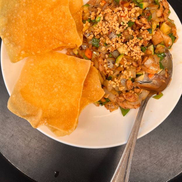 Best Thai Crispy Wrap 凤展 in Woodbury, NJ