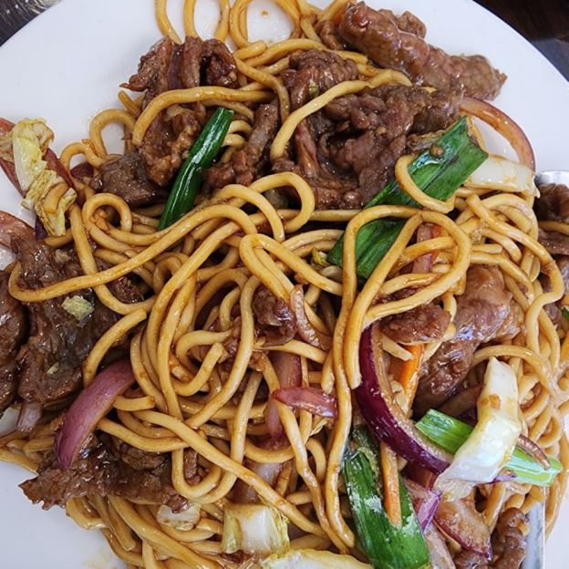 Best Beef Lo Mein in Orlando, FL