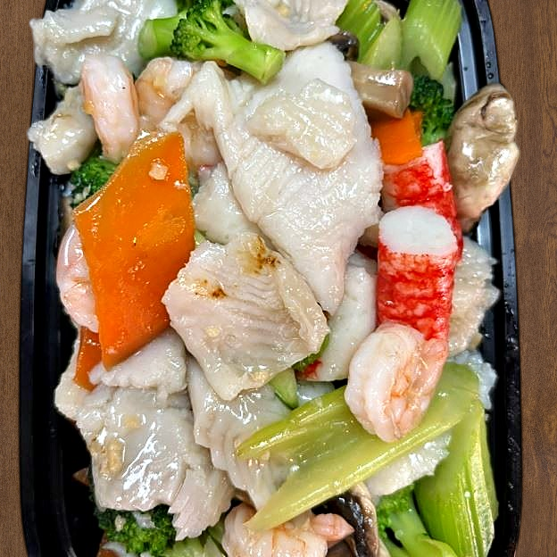 Best Seafood Combination in San Diego, CA