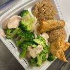 Best Chicken with Broccoli in Gladstone, MO