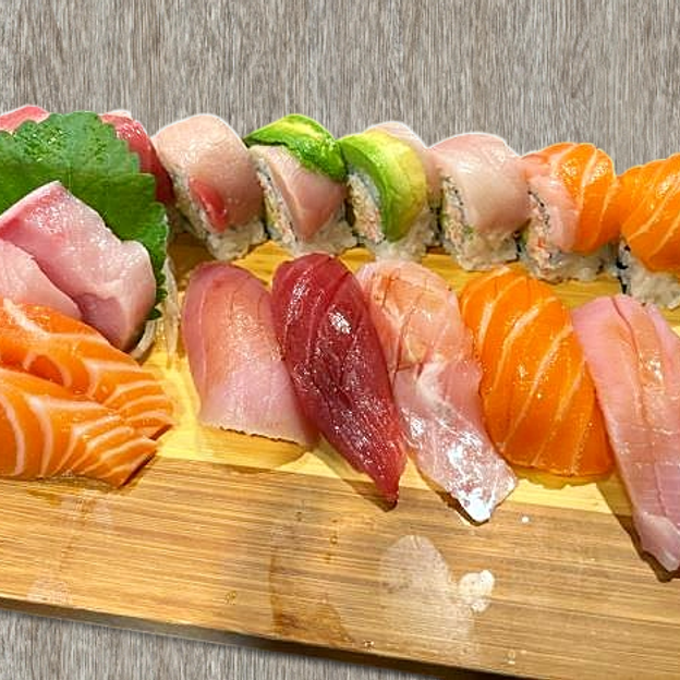 Best Sushi Deluxe Dinner in San Francisco, CA