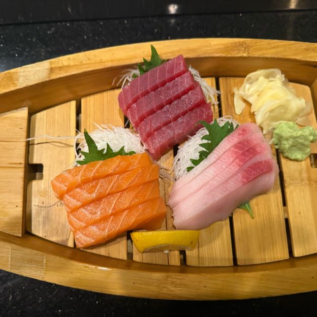 Best Tri color sashimi in Staten Island, NY