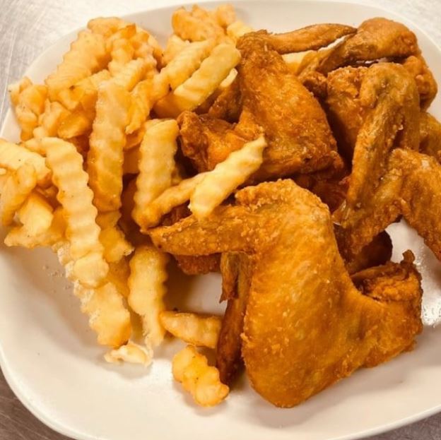 Best 8 Chicken Wings in Landover, MD