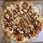 Best BBQ Chicken Pizza in Derwood, MD