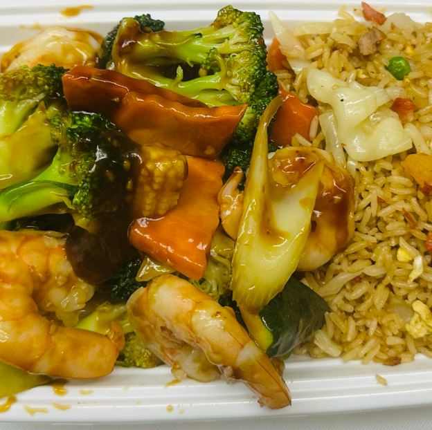 Best Shrimp with Garlic Sauce (Lunch) 鱼香虾（午餐) in Brookville, IN