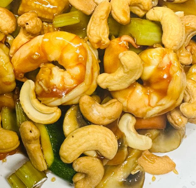 Best Shrimp with Cashew Nuts 腰果虾 in Brookville, IN