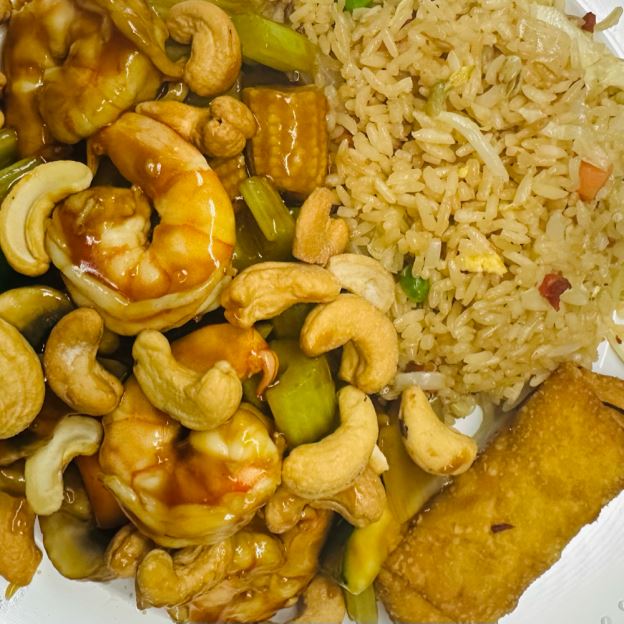 Best Shrimp with Cashew Nuts (Combo Plate) 腰果虾(组合） in Brookville, IN