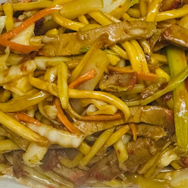 Best Pork Lo Mein (Combo Plate) 叉烧捞面(组合） in Brookville, IN
