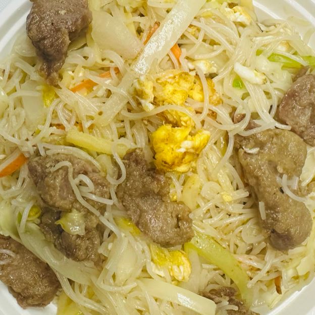 Best Beef Chow Mei Fun 牛炒米粉 in Brookville, IN