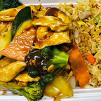 Best Chicken with Garlic Sauce (Lunch) 鱼香鸡(午餐) in Brookville, IN