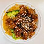 Best L. Sesame Chicken 芝麻雞 in Copiague, NY