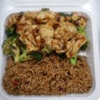 Best L2 chicken with broccoli (Lunch) in Amesbury, MA