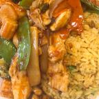 Best C22. Szechuan Chicken (Combo Platter) in Vermilion, OH