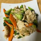 Best Broccoli Chicken in Portland, OR