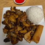 Best Mushroom Chicken Lunch Special in Portland, OR
