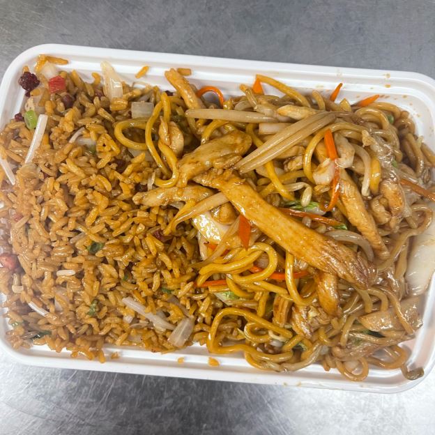 Best Chicken Lo Mein in Ridgewood, NY