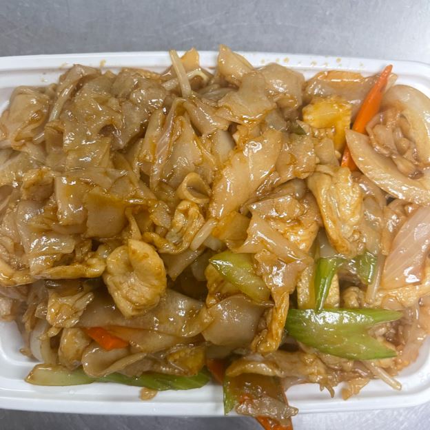 Best Chicken Chow Fun in Ridgewood, NY