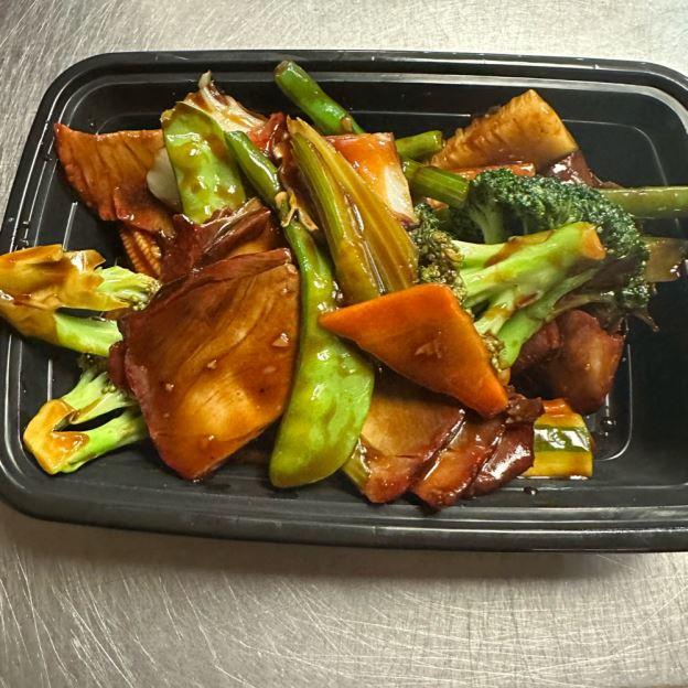 Best Roast Pork w. Mixed Veg. in Mohegan Lake, NY