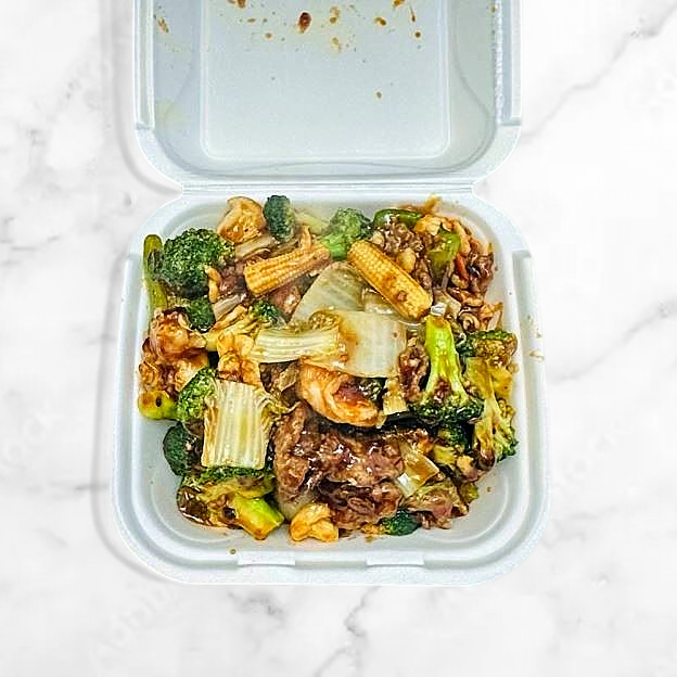 Best Triple Delight Szechuan Style in Bridgeton, MO