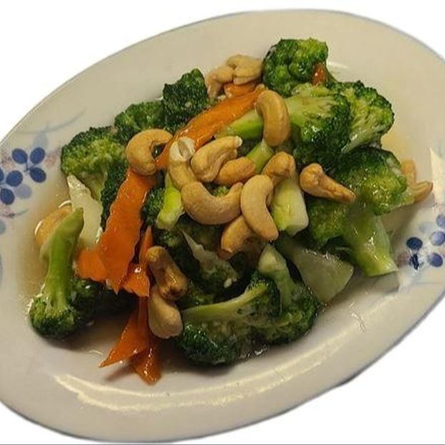 Best Sauteed Broccoli with Cashew Nut . in Riverbank, CA