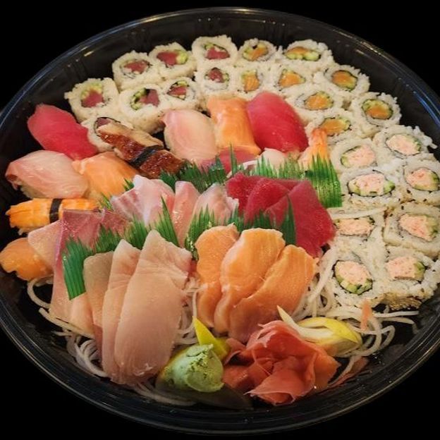 Best Sashimi & Sushi & Roll Comb Deluxe in Riverbank, CA