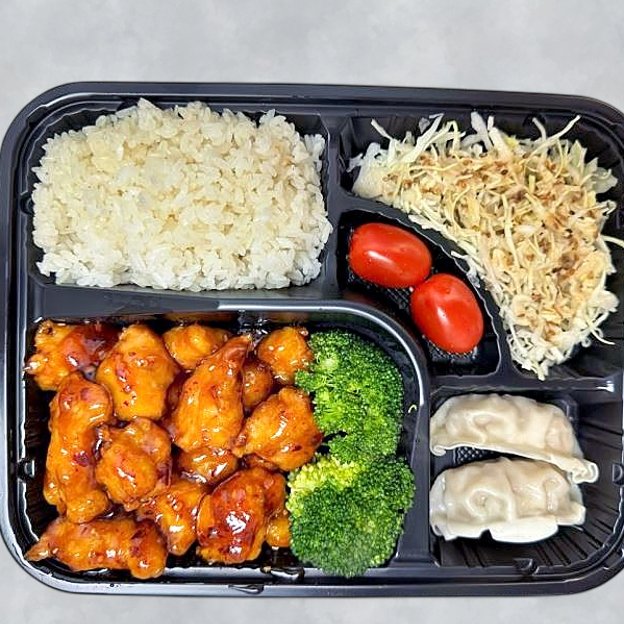 Best L6. General Tso's Chicken Meal (White Meat) in New York, NY