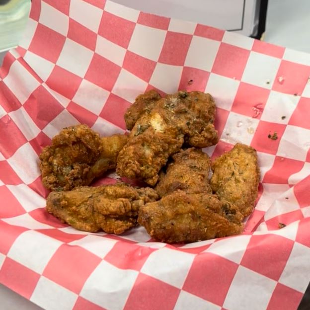 Best 6pcs Wings in Congers, NY
