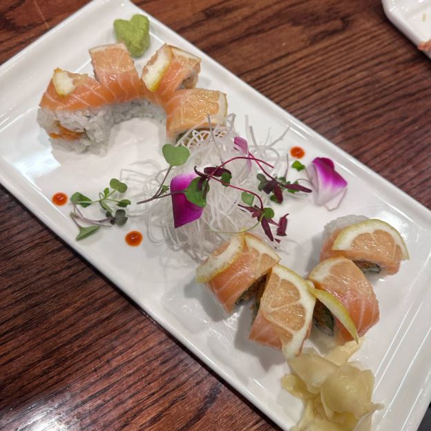 Best SALMON LOVE ROLL in Maple Valley, WA