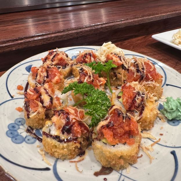 Best HEAVEN OF TUNA ROLL in Maple Valley, WA