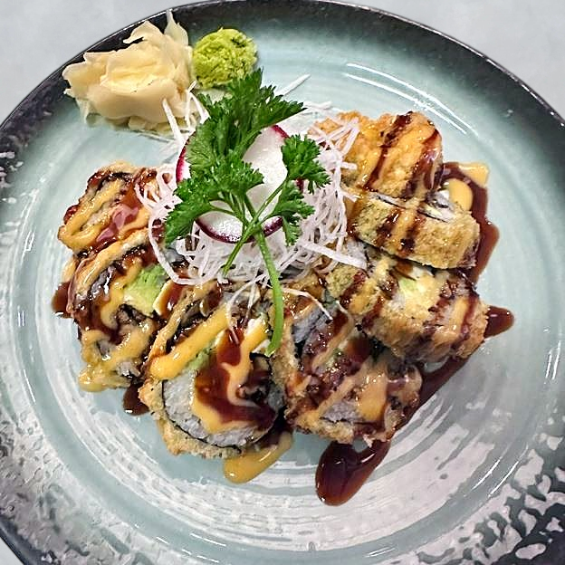 Best GOLDEN CALIFORNIA ROLL in Maple Valley, WA