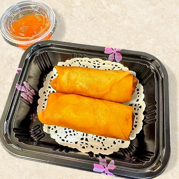 Best Vegetarian Spring Roll (2) in Rosedale, MD
