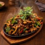 Best 铁板香焰鱿鱼 Sizzling Spicy Calamari in Newark, CA