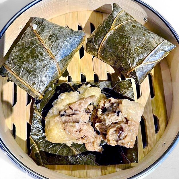 Best Lotus Leaf Sticky Rice 糯米鸡 in Medford, OR