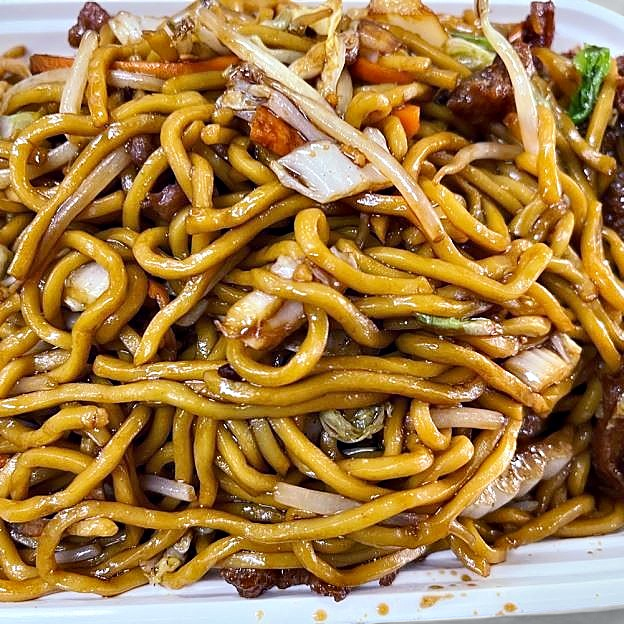 Best Veg/Chicken/Pork/Shrimp/Beef Lo Mein in Essex, MD