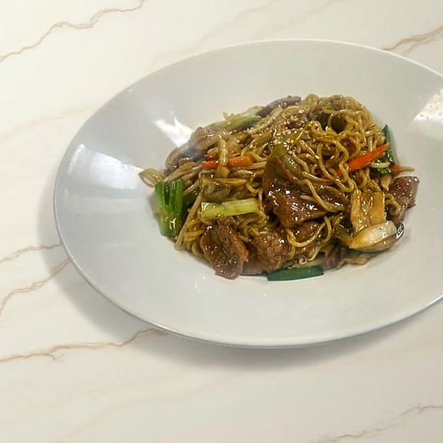 Best Beef Fried Ramen Noodles in Newark, DE