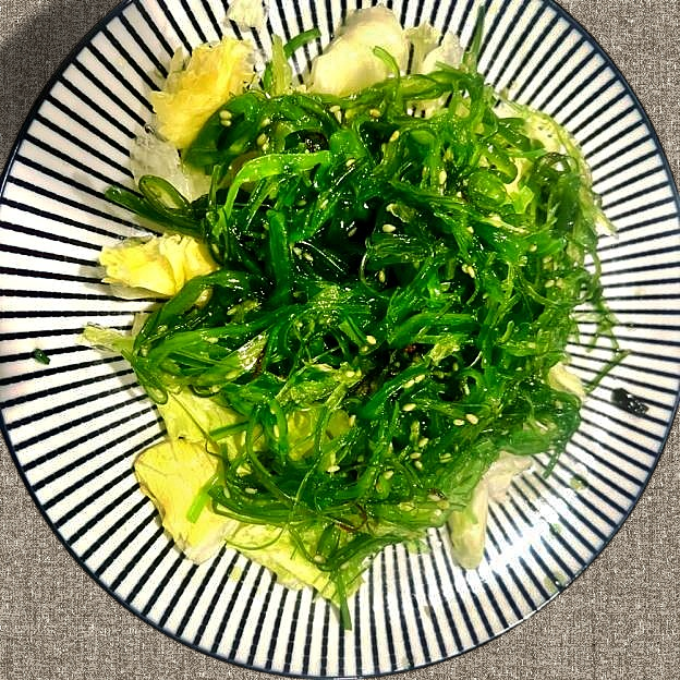 Best Seaweed Salad with Ponzu Sauce in Cushing, OK