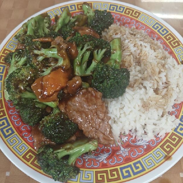 Best 芥蘭牛 Beef w. Fresh Broccoli in Pekin, IL