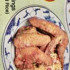 Best Fried Chicken Wings (4) in New Britain, CT
