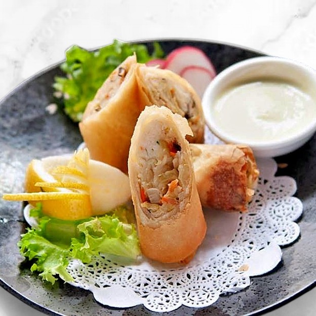 Best Vegetable Spring Roll in Lenox, MA