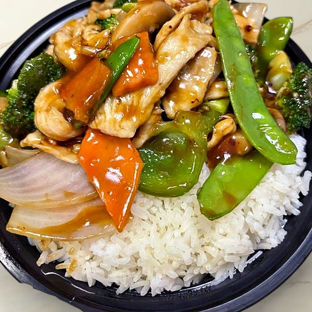 Best 13. Garlic Sc. Chicken晚鱼香鸡 in Wellington, FL