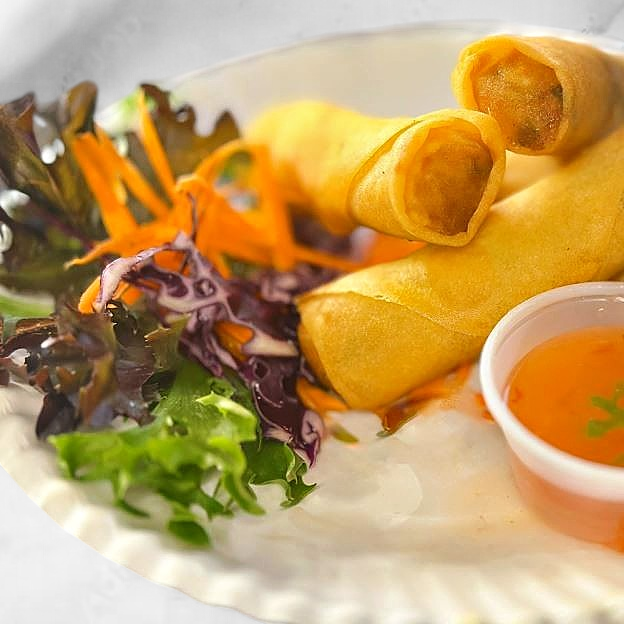 Best Crispy spring rolls ( 4 pieces) in Beaverton, OR
