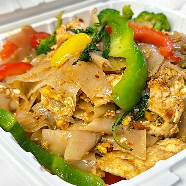 Best Drunken noodles in Beaverton, OR