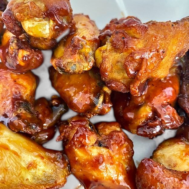 Best 30 PC Wings Only in Lansing, MI