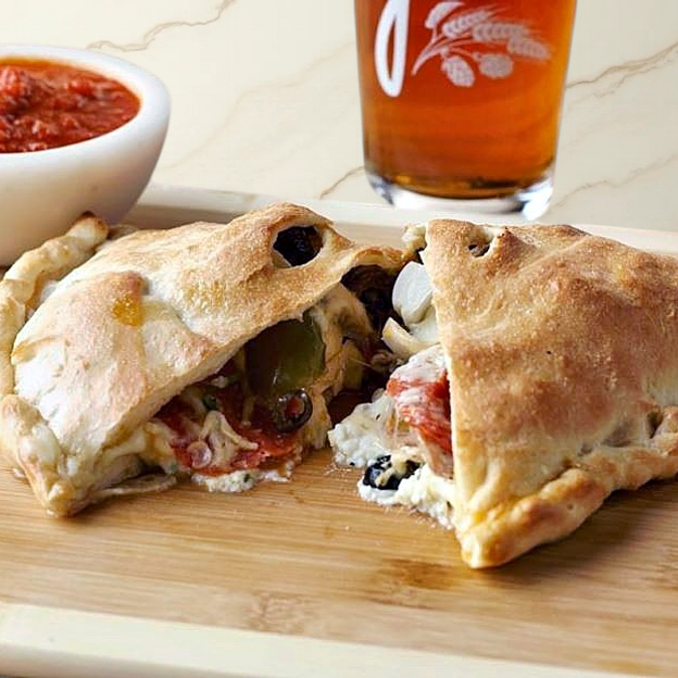 Best Deluxe Calzone (Large) in Oak Park, MI