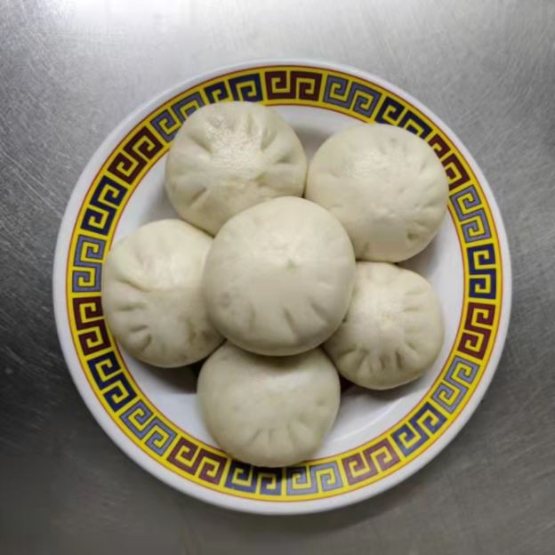 Best Steamed Juicy Pork Soup Dumpling (6)小笼包 in Flushing, NY
