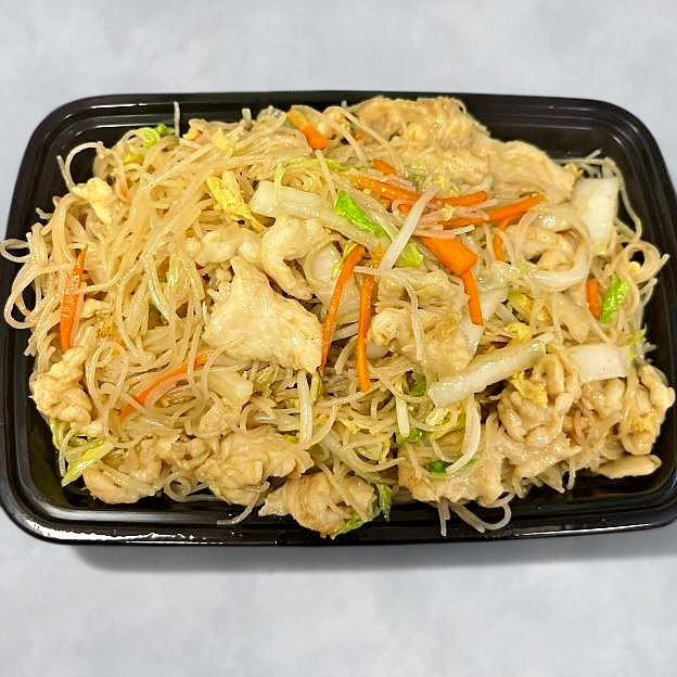 Best Stir Fry Chicken Rice Noodle in Albertville, MN