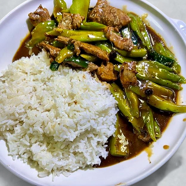 Best 涼瓜牛肉飯 Beef w. Bitter Melon on Rice in Elmhurst, NY